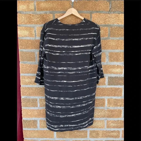 Vince 100% Silk Striped V-Neck Tunic Dress xs - Picture 6 of 6